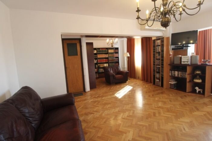 Eroii Revolutiei Inchiriere apartament 3 camere 1980 Centrala proprie