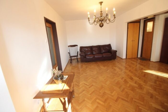 Eroii Revolutiei Inchiriere apartament 3 camere 1980 Centrala proprie