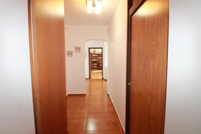 Eroii Revolutiei Inchiriere apartament 3 camere 1980 Centrala proprie